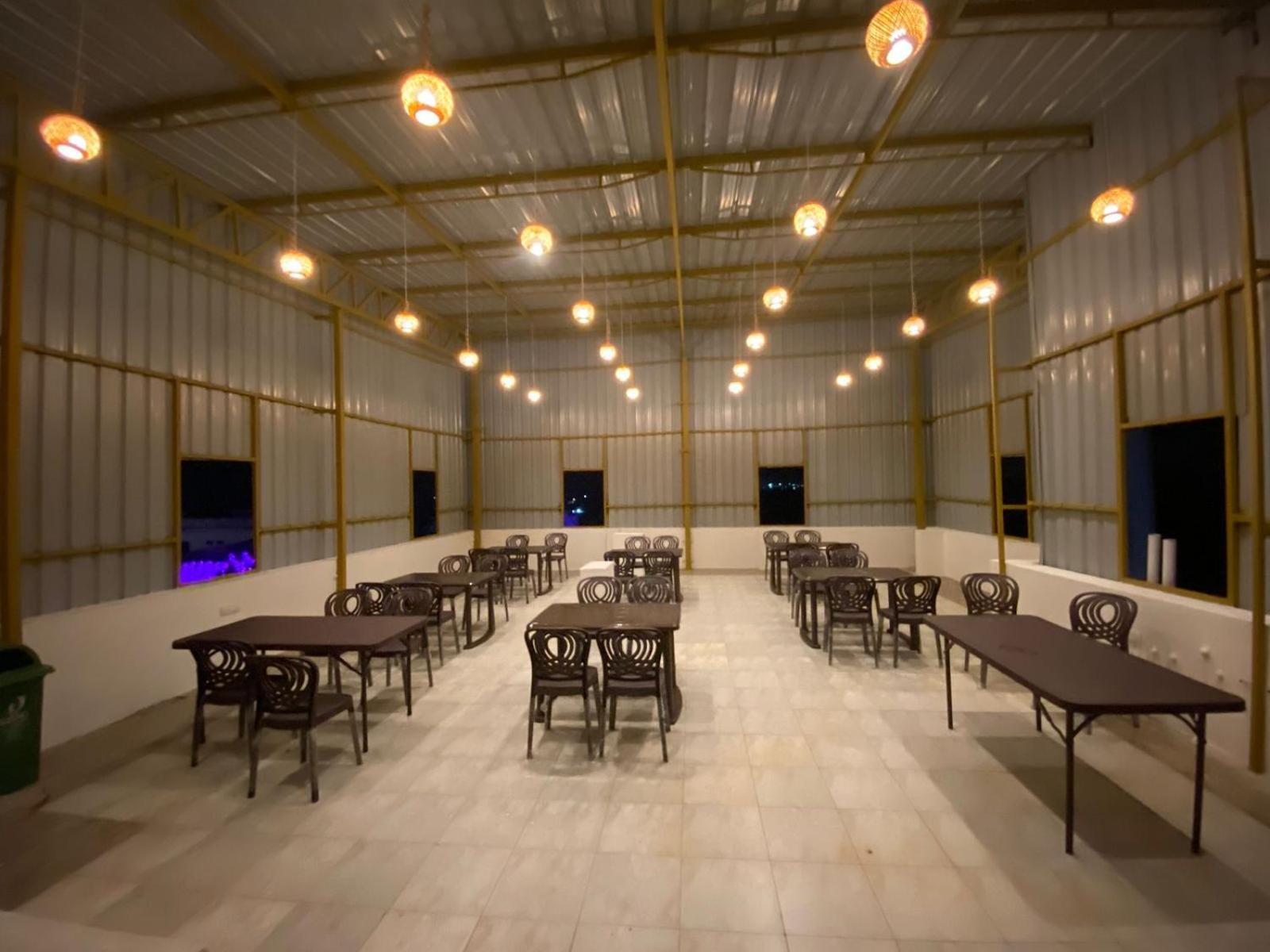 Hotel Ayodhya Virpur Extérieur photo